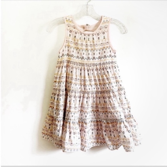 Rachel Zoe Other - Rachel Zoe girls dress white pink geometric print tiered metallic